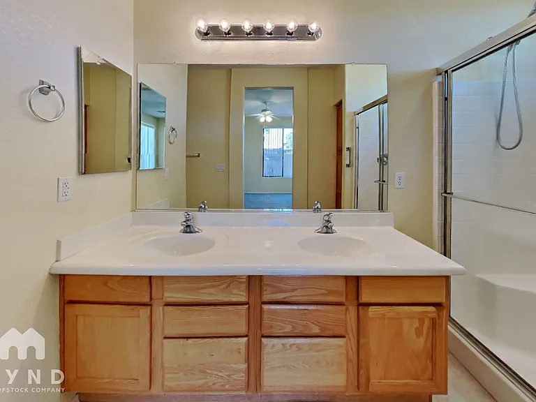 5220 S Citrus Ln — Photo 7