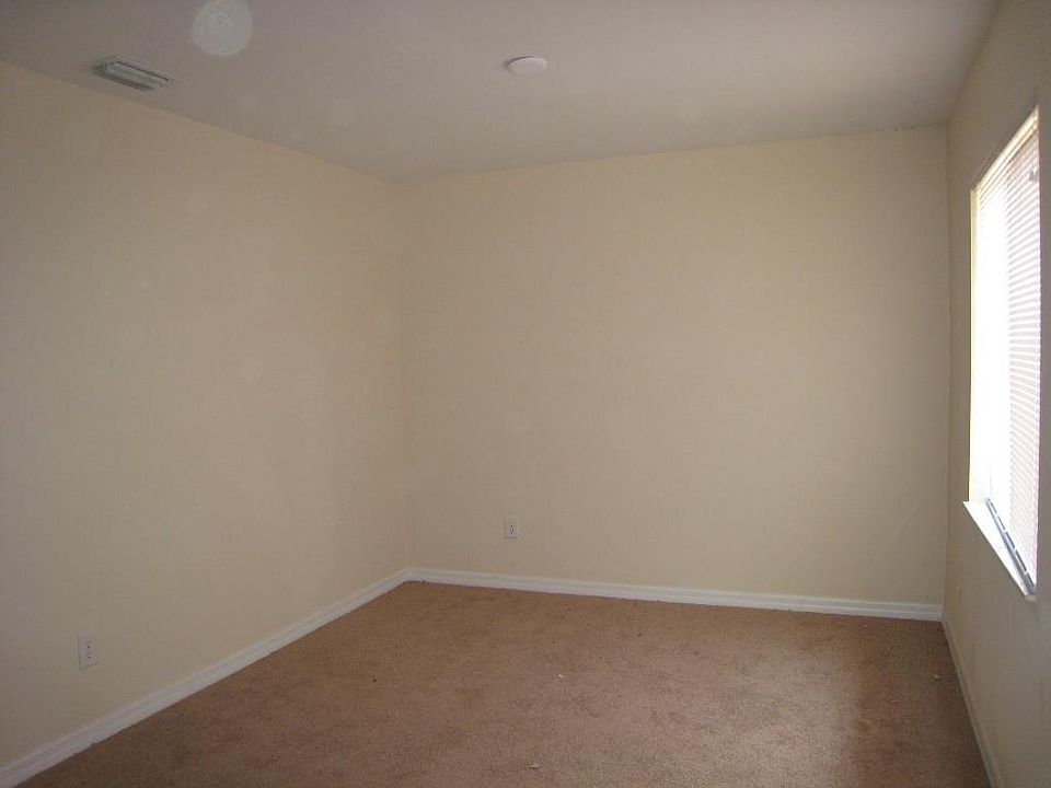 1st image of 905/907 Chenault St
