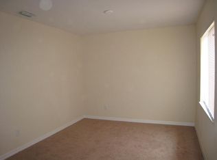 905/907 Chenault St, Lehigh Acres, FL 33974