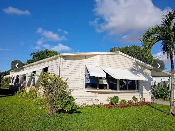 3353 Lake Overlook Pl, Lantana, FL 33462
