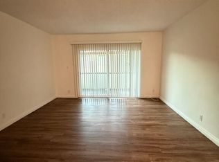 1215 Barry Ave APT 5, Los Angeles, CA 90025