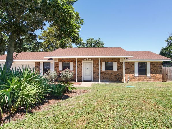 807 White Oak Ct