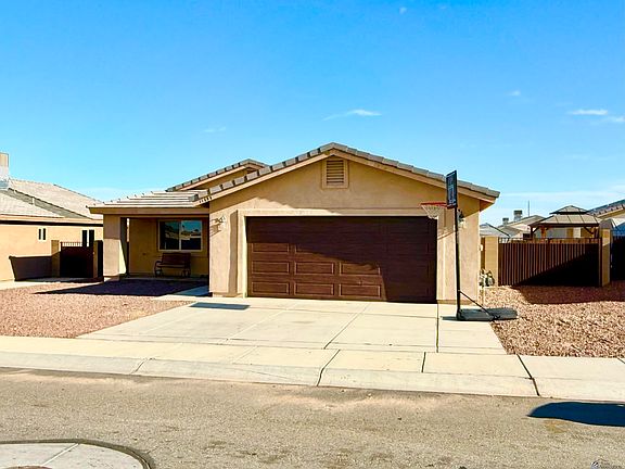 3rd image of 11592 E 33rd Ln