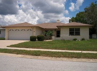 7025 Pin Cherry Ln, Port Richey, FL 34668