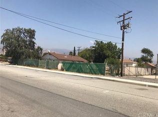26111 6th St, Highland, CA 92346