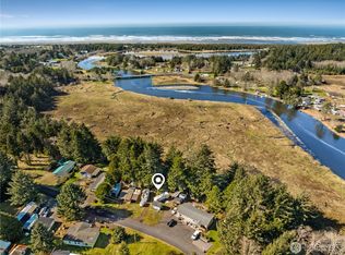 27 Cole St, Copalis Beach, WA 98535