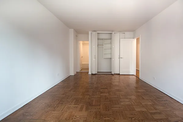 Rented by Halstead Real Estate | media 19