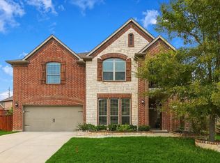901 Hartford Ct, Roanoke, TX 76262