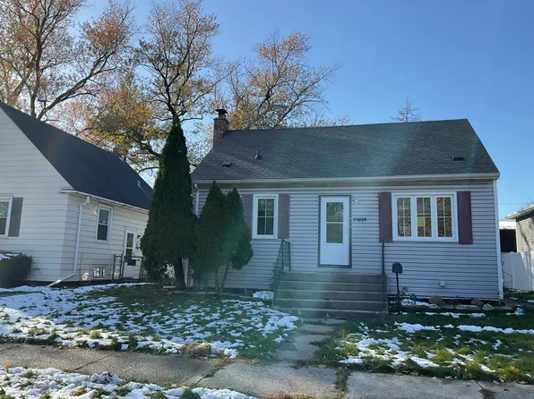 17614 Community St, Lansing, IL 60438