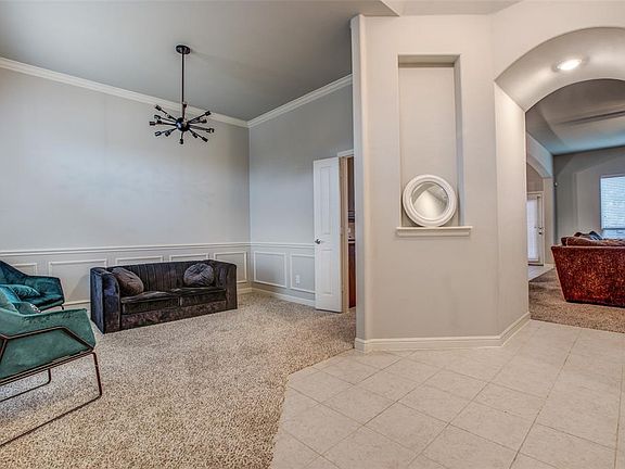 5th image of 713 Newcastle Dr