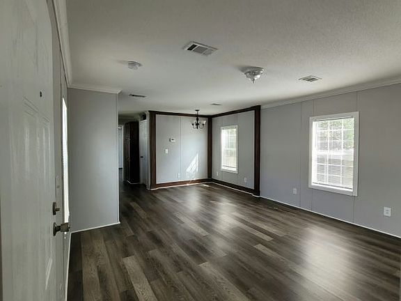 3rd image of 1234 Reynolds Rd #177