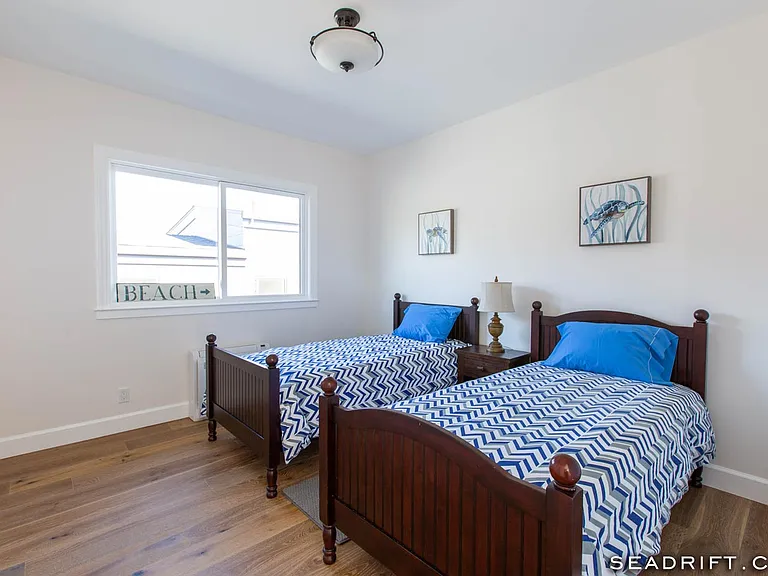 254 Seadrift Rd — Photo 26