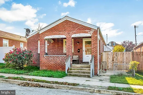 662 York St Photo 1