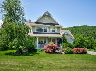 80 W Deer Trl, Pawling, NY 12564