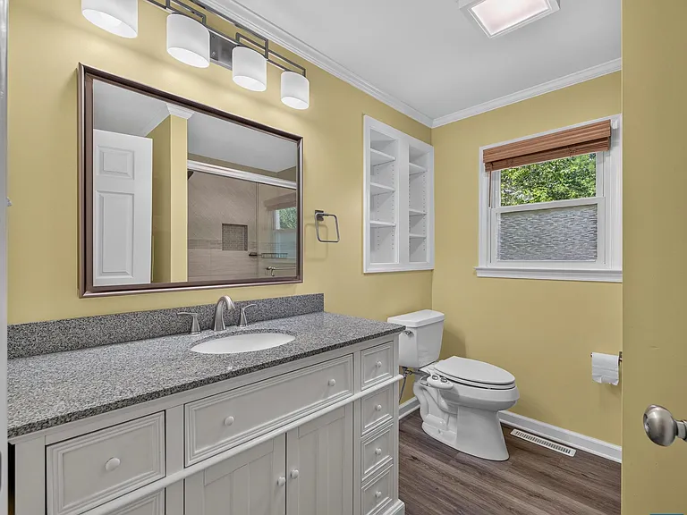 625 S Spotswood Trl — Photo 16