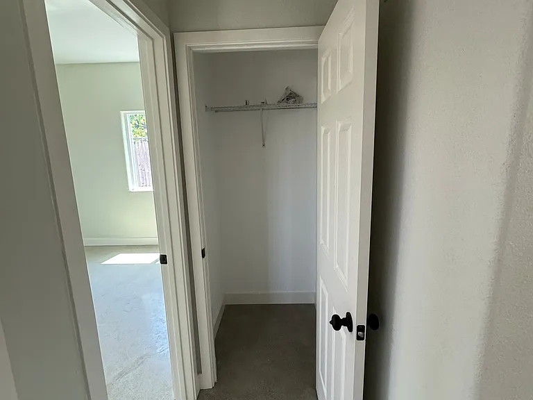 6496 Chadbourne Ave — Photo 8