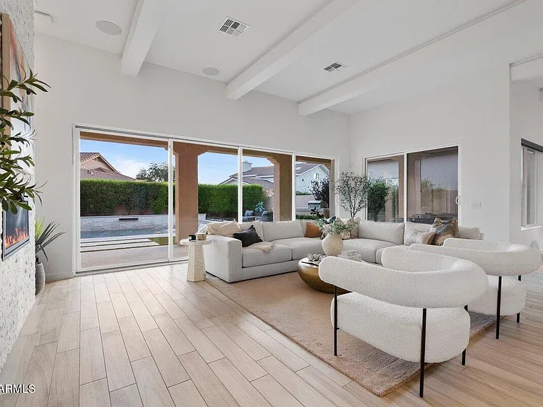 5543 E Beryl Ave — Photo 46
