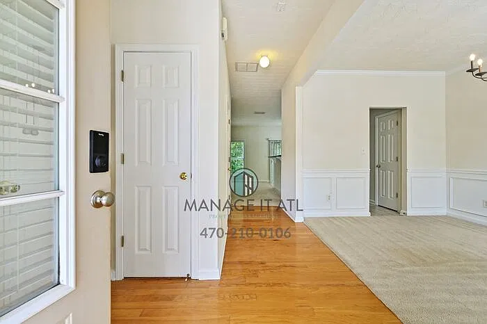 3 bed, 2.5 bath, 1788 sqft, $2,099 — Photo 4