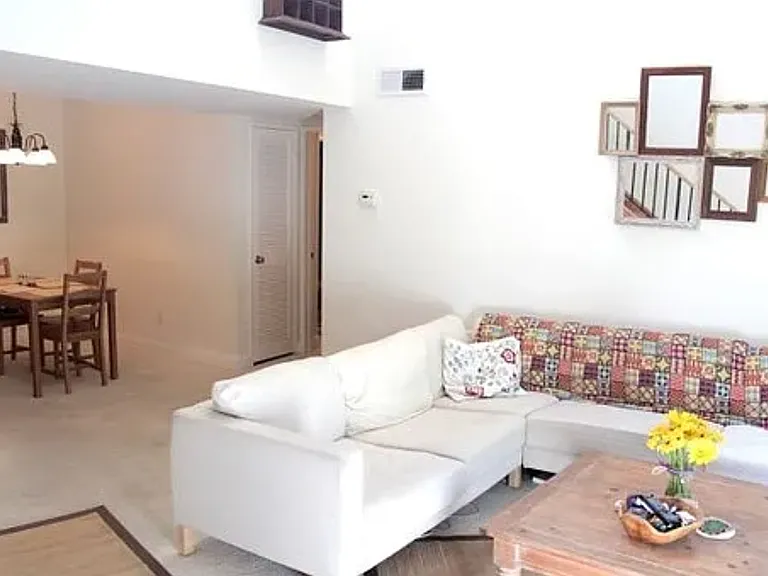 24105 Del Monte Dr #448 — Photo 2