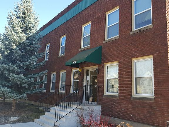 3rd image of 1018 19th Ave NE APT 205