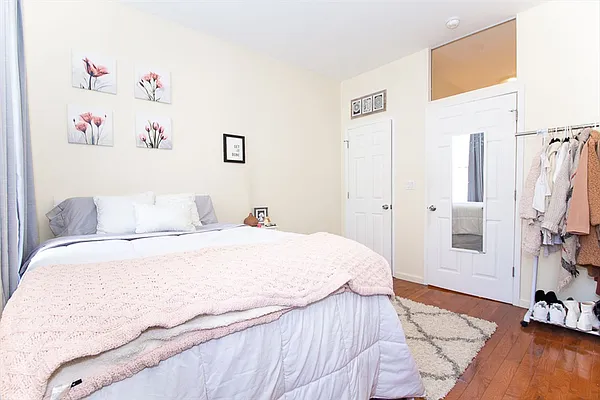 Rented by Corcoran | media 4