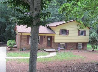 3918 22nd St NE, Hickory, NC 28601