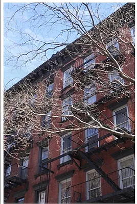 Rented by KVNY Soho | media 10