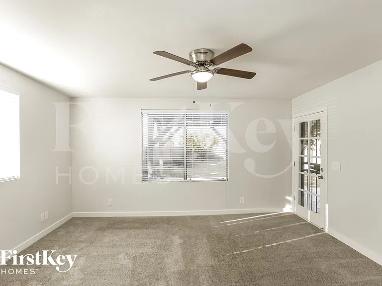 19634 N 13th St — Photo 8
