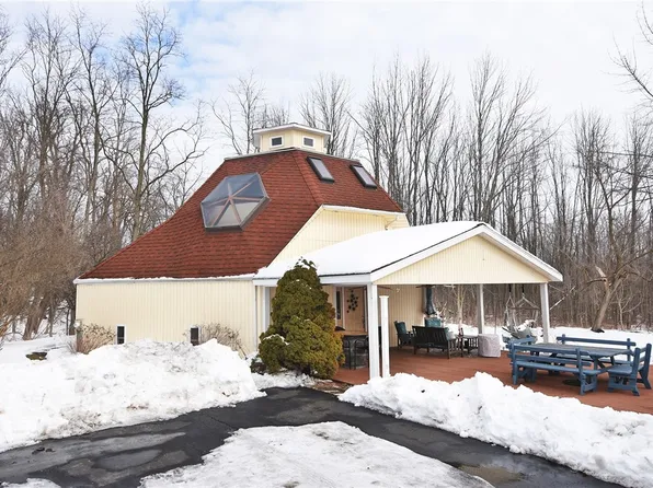 3150 Wiedrick Rd, Walworth, NY 14568