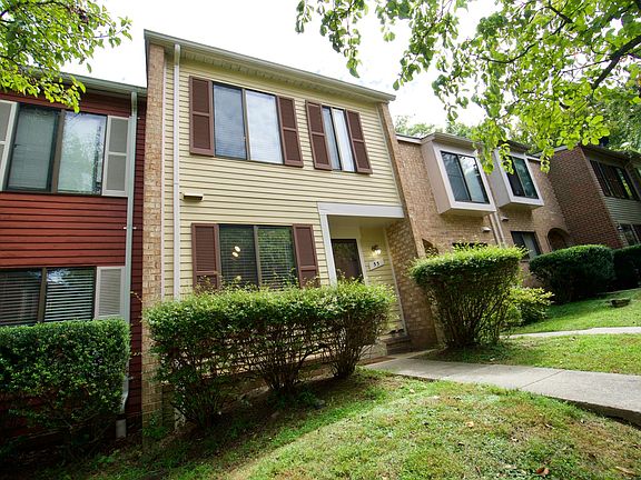 2nd image of 55 Brassie Ct