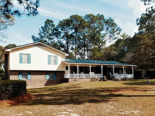 1802 Cadillac Dr, Vidalia, GA 30474