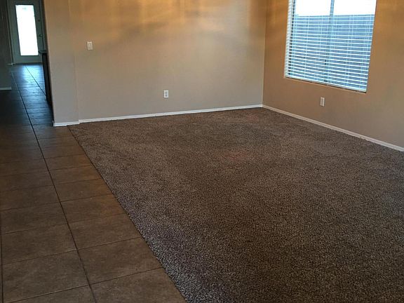 3rd image of 14594 W Mauna Loa Ln