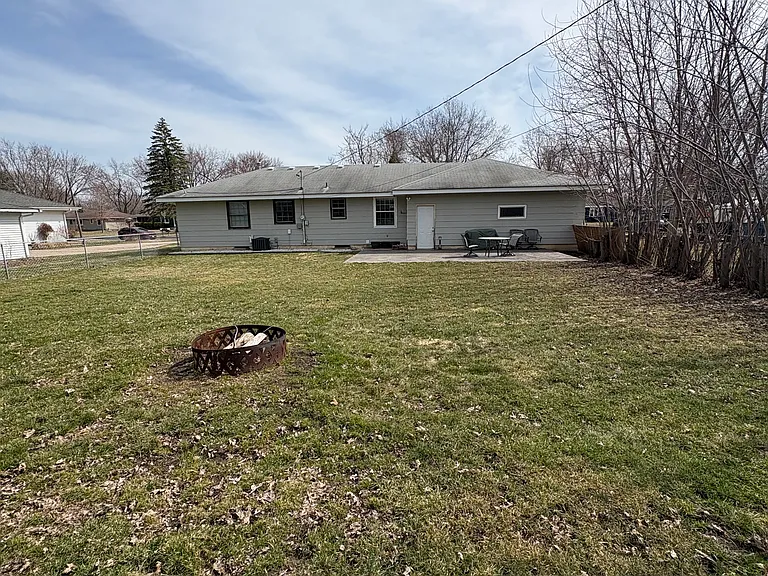 14863 Danville Ave W — Photo 10