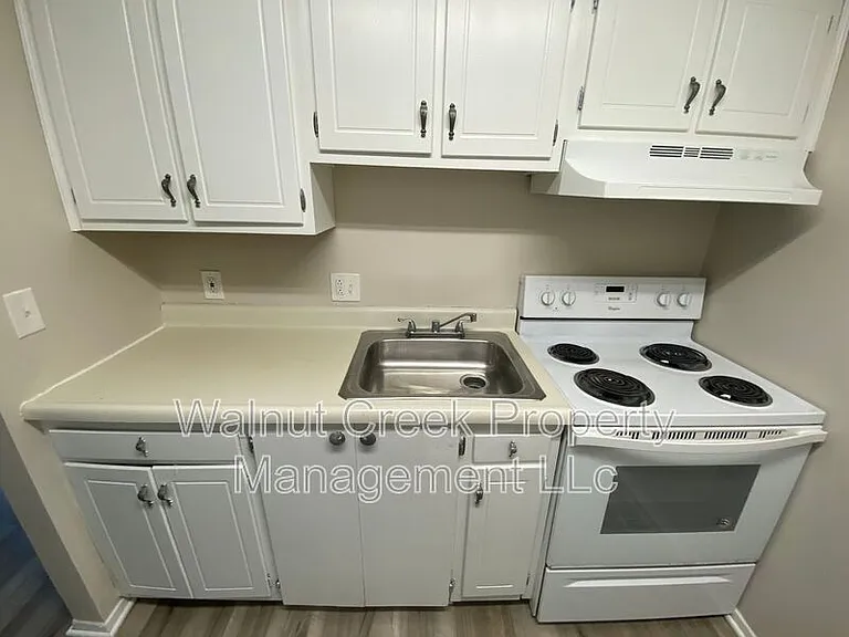 5520 Beavercrest Dr #12 — Photo 6