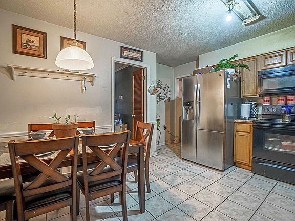 2nd image of 5744 Magnolia Woods Dr