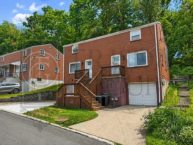 422 Jacobson Dr — Photo 31