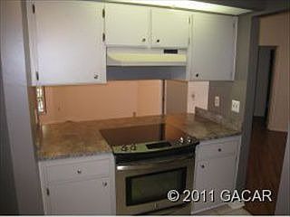 3rd image of 5011 NW 37th Pl