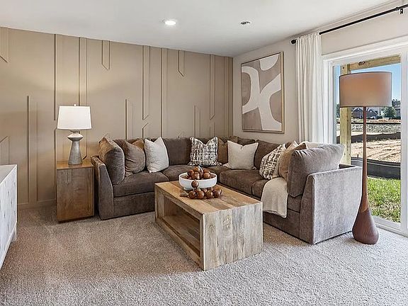 3rd image of 119 Clinton