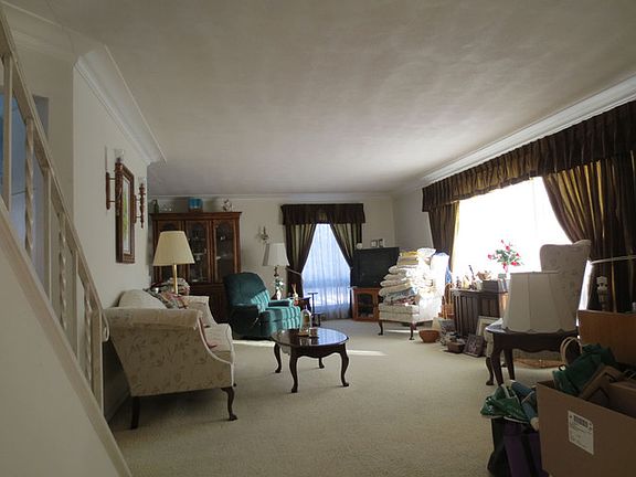 4th image of 2118 Edina Blvd