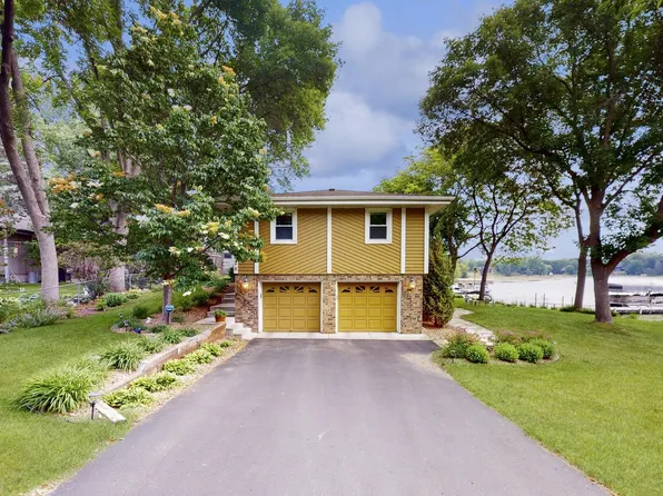 325 Maple Island Rd, Burnsville, MN 55306