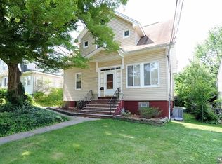 972 Virgil Ave, Ridgefield, NJ 07657