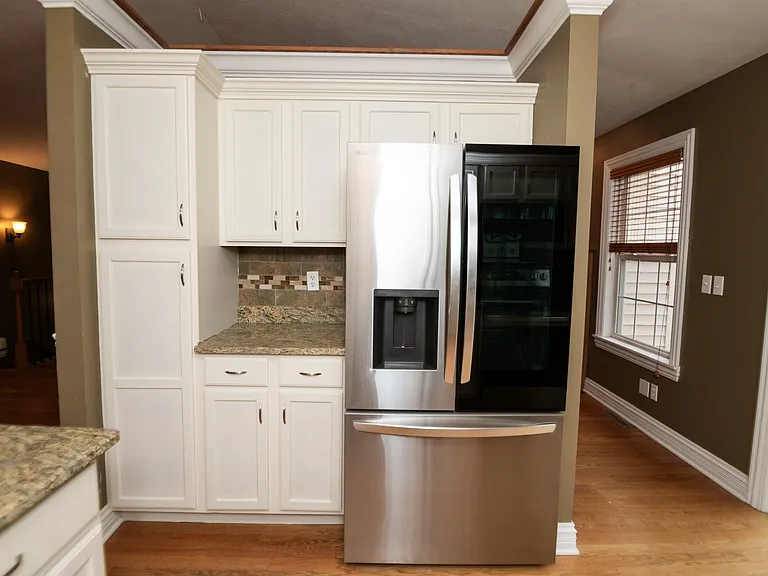 405 Galway Dr — Photo 23