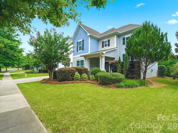 1855 Shadow Lawn Ct, Fort Mill, SC 29715