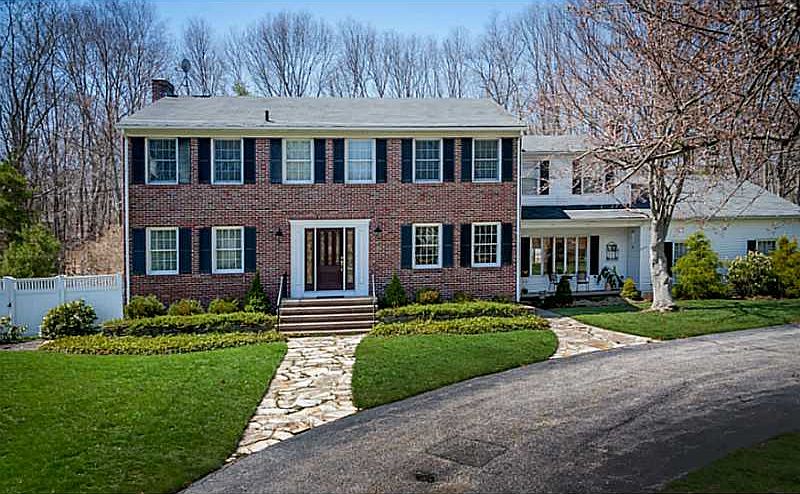 1st image of 400 Varnum Dr