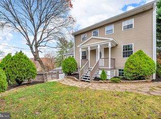 5740 N Carlin Springs Rd, Arlington, VA 22203