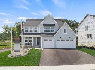 11067 Kingsview Ln N, Osseo, MN 55369