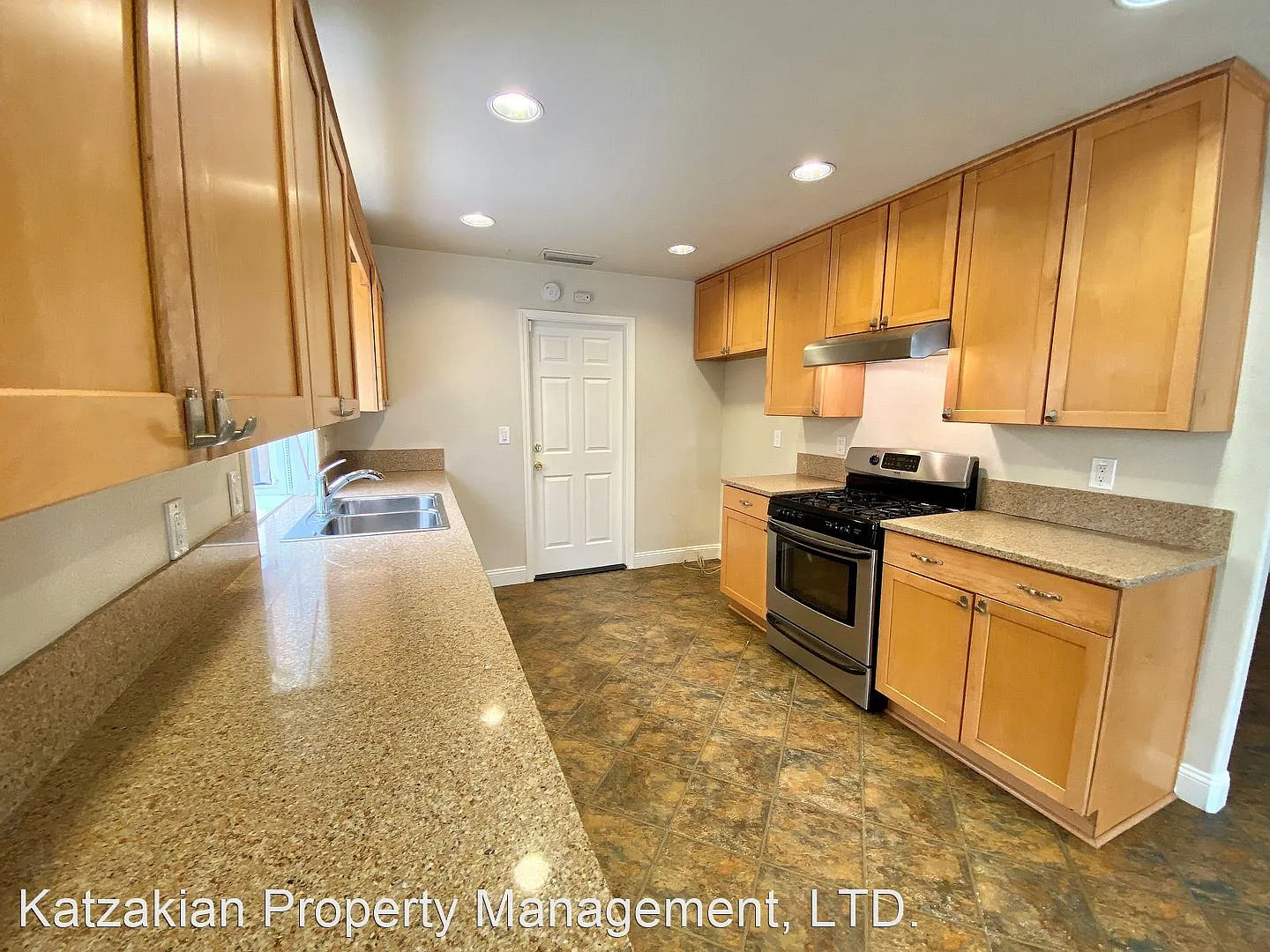 1800 Mello Ct photo 1