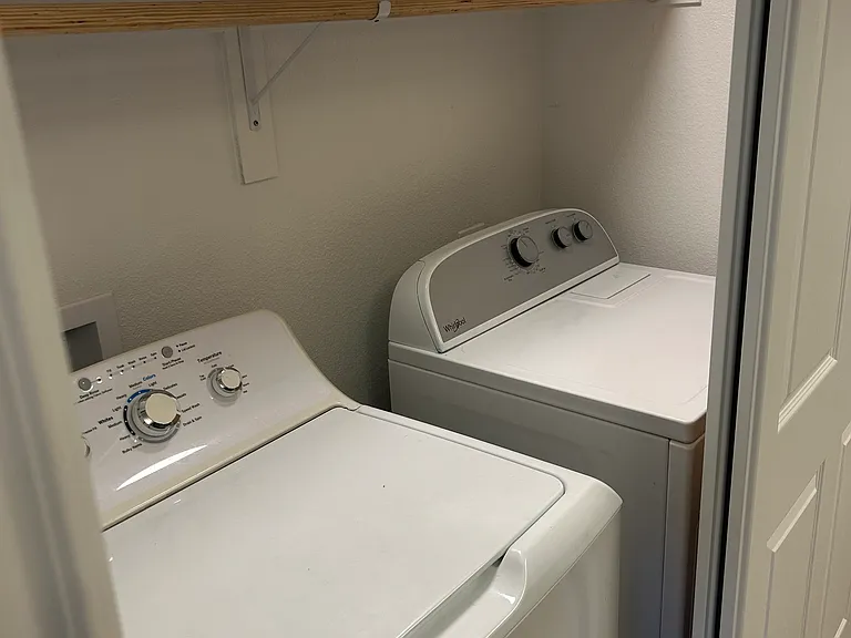 323 S Pioneer #321A — Photo 4
