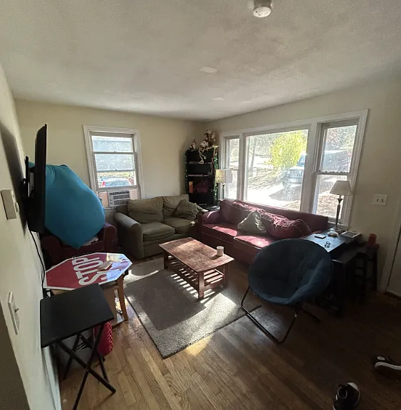 110 Logtown Rd — Photo 3