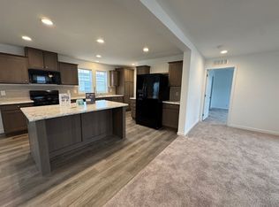 1034 E Park St #P1034, Gardner, KS 66030